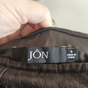 Skirt. Made by Jon. Size 8. Worn once. Excellent condition